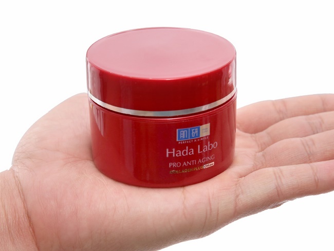 Bạn có thể mua sản phẩm tại website hoặc showroom chính thống của Hada Labo