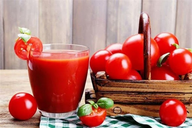 Nước ép cà chua giảm mỡ bụng 