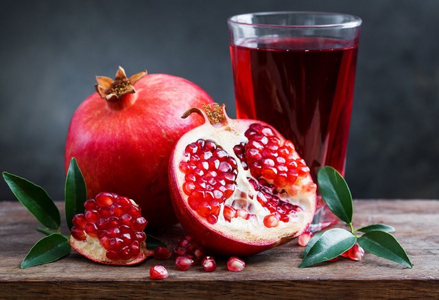 Nước ép trái cây nào giảm mỡ bụng