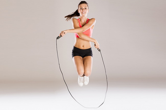 6 kiểu nhảy dây bạn có thể thực hiện giúp cải thiện cân nặng đáng kể 