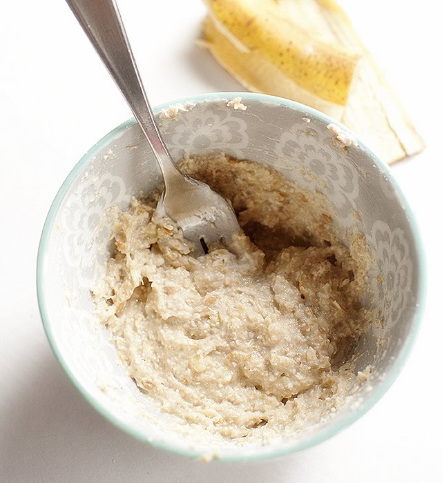 mặt nạ chuối trị mụn 