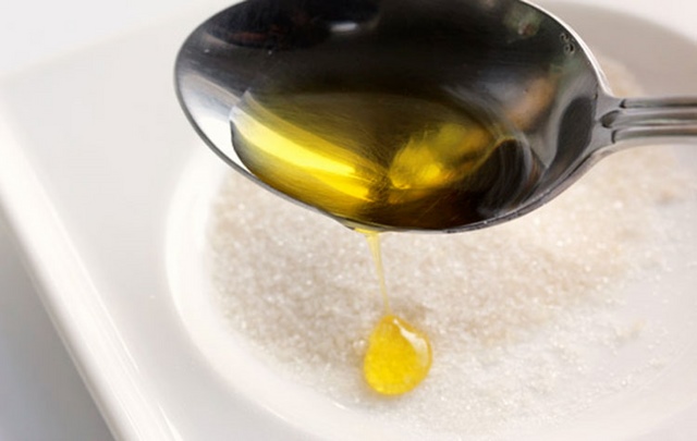  dầu oliu trị mụn 