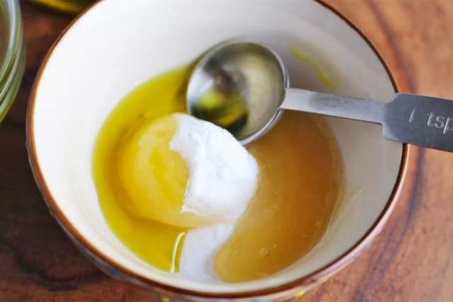  dầu oliu trị mụn 