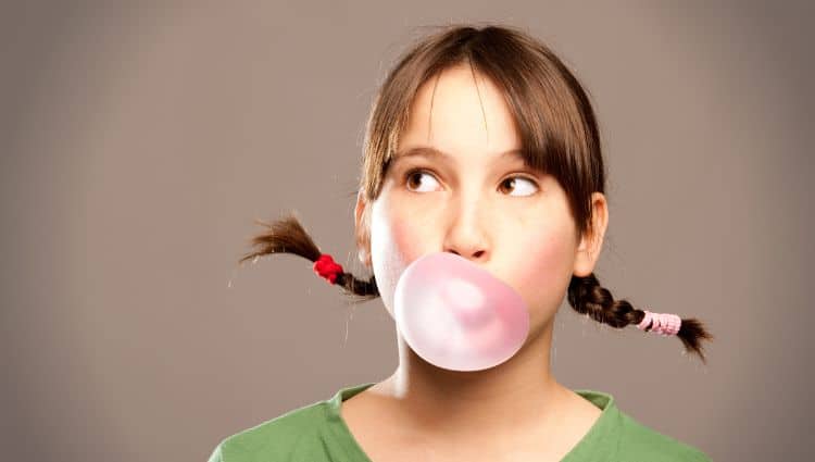 nhai kẹo cao su có tác dụng gì